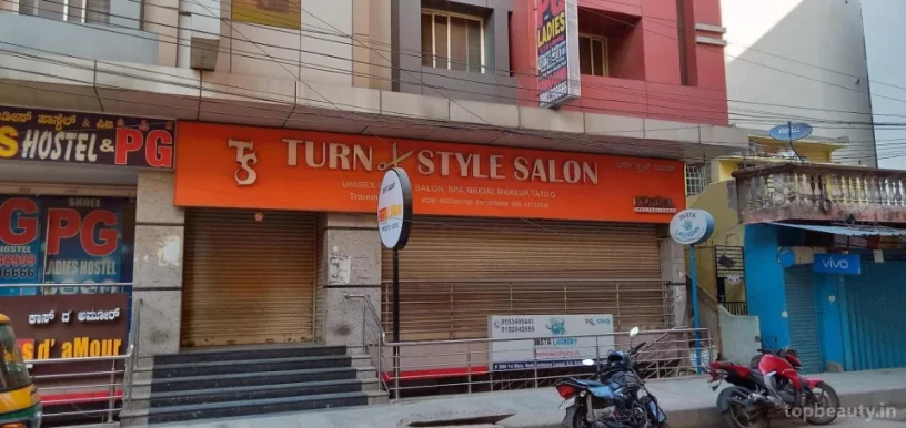 Turn style salon, Bangalore - Photo 1