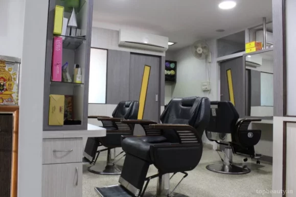 Delux Hair And Beauty Salon, Bangalore - Photo 7