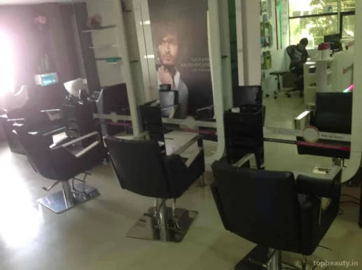 Green trends unisex hair salon, Bangalore - Photo 2
