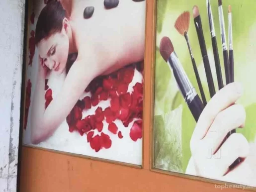 Maina Beauty Salon, Bangalore - Photo 4