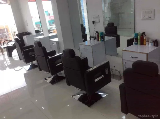Hair Craft Professional Beauty Parlor, Bareilly - Photo 3