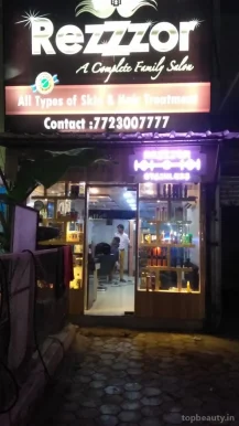 Rezzzor Hair Salon, Bhopal - Photo 3