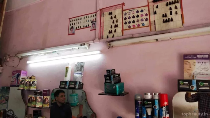 Taj Hair Cutting Salon, Bhopal - Photo 7