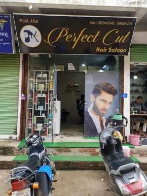 Perfect Cut Hair Saloon, Bhopal - Photo 2