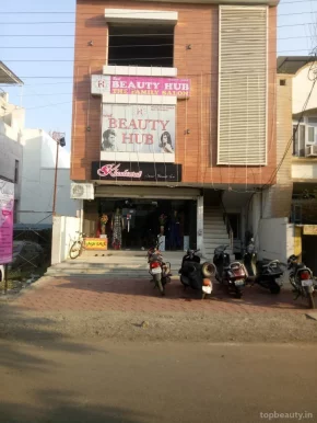 Beauty Hub Family Salon, Bhopal - Photo 4
