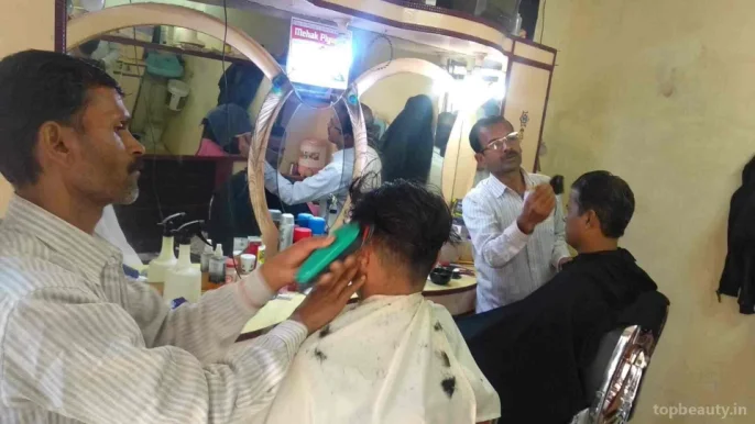 Monesh Mens Beauty Parlor, Bhopal - Photo 2