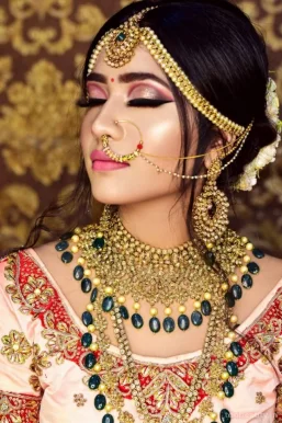 Rachna Shewani Makeovers, Bhopal - Photo 7