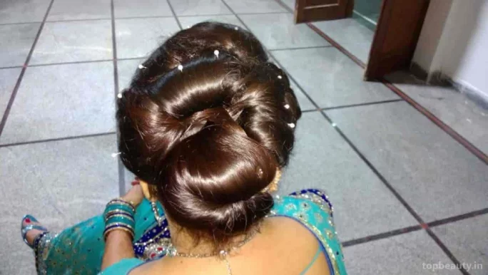 Amisha's Hair Skin Care & Spa, Bhopal - Photo 7