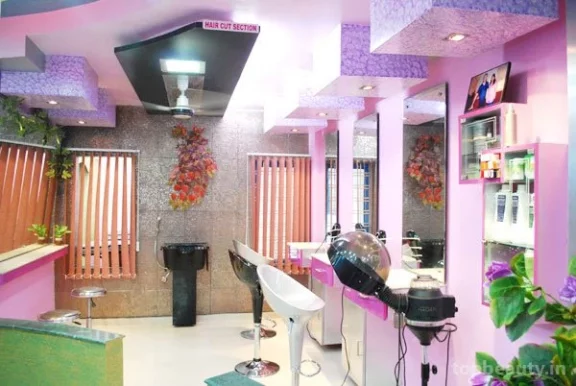 Tanishas Advanced Beauty Parlour and Spa, Bhopal - Photo 7