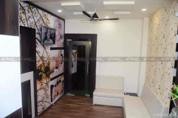B Stylish Makeover Lounge only for ladies, Bhopal - Photo 5