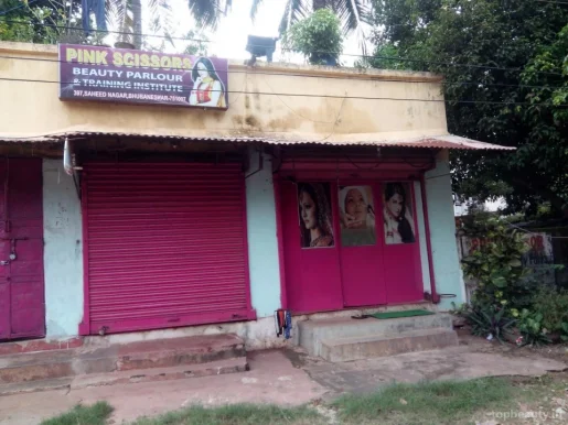 Pink Scissor Beauty Parlour, Bhubaneswar - Photo 8