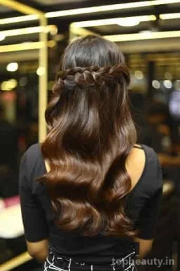 Green Trends Unisex Hair & Style Salon, Bhubaneswar - Photo 8