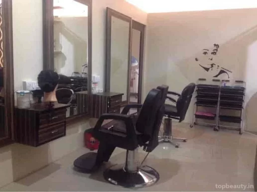InStyle Hair & Beauty Salon - Best Beauty Parlour In Bikaner, Bikaner - Photo 3