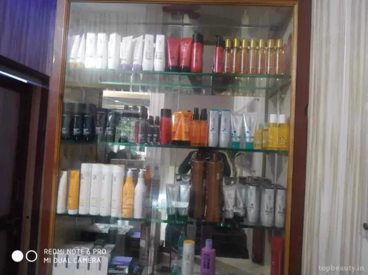 Hair Turn Matrix (unisex Salon), Chandigarh - Photo 3