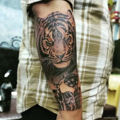 Tattoo Addicted, Chandigarh - Photo 4