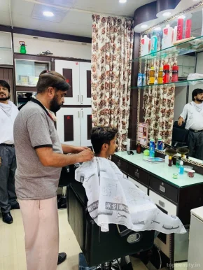 Tip Top Unisex Hair Salon, Chandigarh - Photo 3