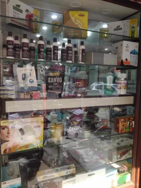 Tip Top Unisex Hair Salon, Chandigarh - Photo 2