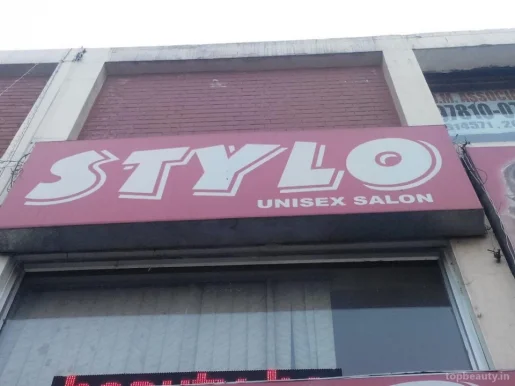 Stylo Unisex Salon, Chandigarh - Photo 1