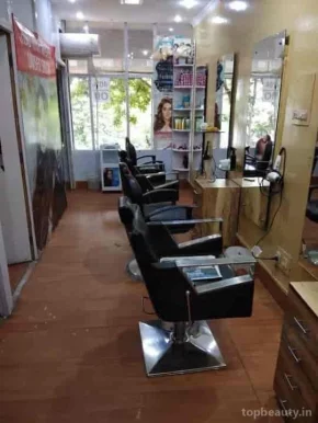 Abid Hair Master unisex salon, Chandigarh - Photo 3