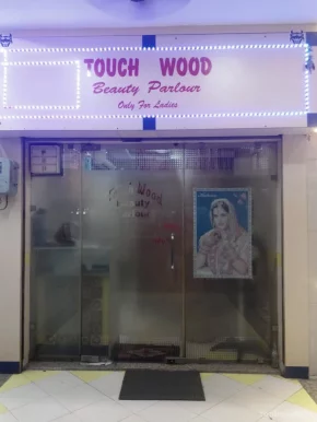 Touch Wood Beauty Parlour, Chandigarh - Photo 6