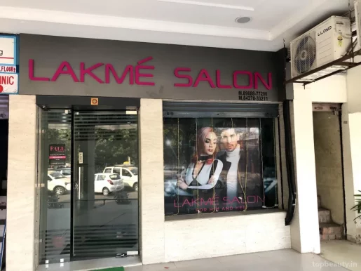 Lakme Salon 38 (Him & Her), Chandigarh - Photo 6