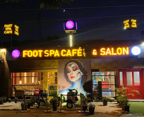 Foot Spa Café, Chandigarh - Photo 2