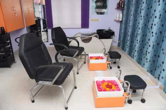 AISH Herbal Beauty Parlour, Chennai - Photo 8