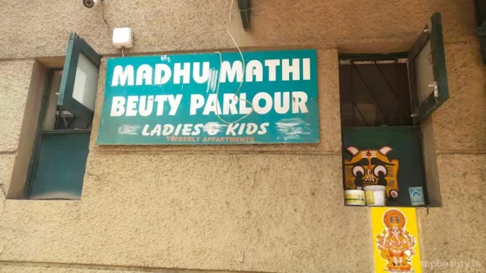 Madhumathi Beauty Parlour, Chennai - Photo 4