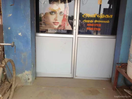 Yaminik Beauty Parlour, Chennai - Photo 3