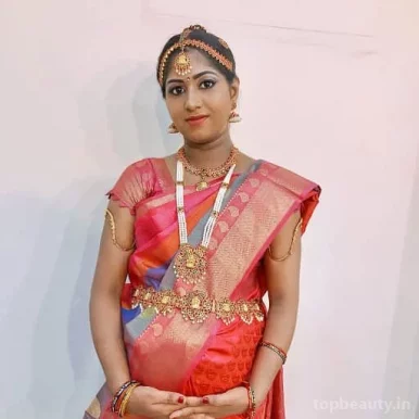 BhartiJ Makeovers Bridal Makeup Studio, Chennai - Photo 2