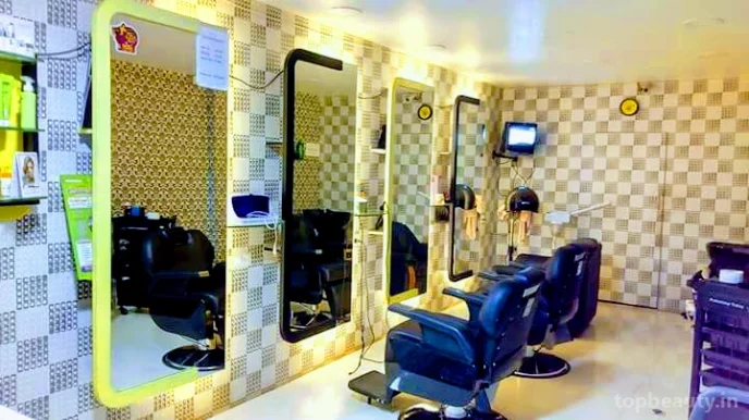 Trend Setter Men's Hair and Beauty Salon, Chennai - Photo 2
