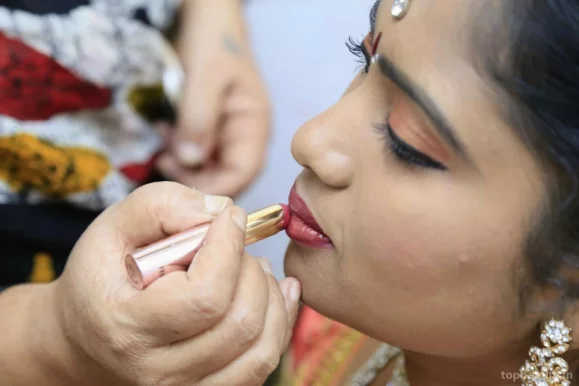 Thulasi Meena Herbal Beauty Parlour, Chennai - Photo 2