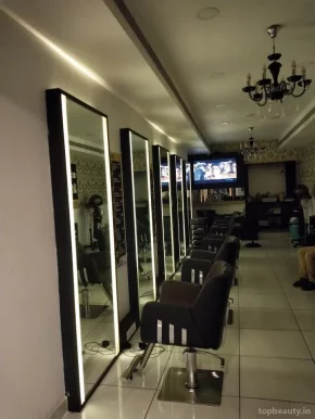 Blades salon and spa for men, Chennai - Photo 2