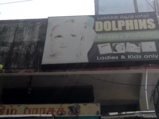 Dolphins Beauty Parlour, Chennai - Photo 2