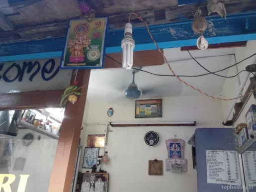 Sri Sabari Saloon, Chennai - Photo 4