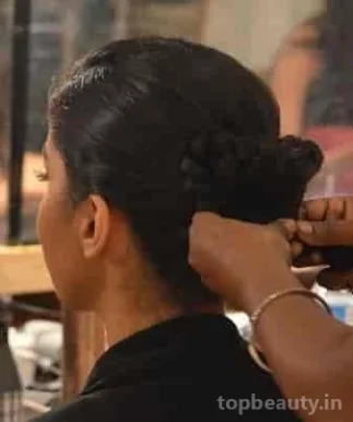 Green Trends Unisex Hair & Style Salon, Chennai - Photo 2