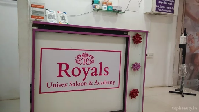 Royals unisex Saloon&Academy, Chennai - Photo 3