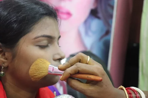 Shruti Beauty Parlour, Chennai - Photo 5