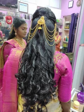 Lewa Beauty Parlour, Chennai - Photo 1