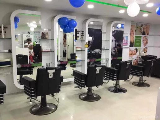 Green Trends Unisex Hair and Style Salon - Perambur, Chennai - Photo 3