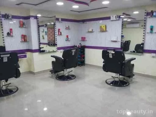 New Cut it Out men's beauty saloon, Chennai - Photo 7