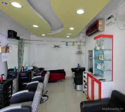 Suresh Salon Studio, Chennai - Photo 1