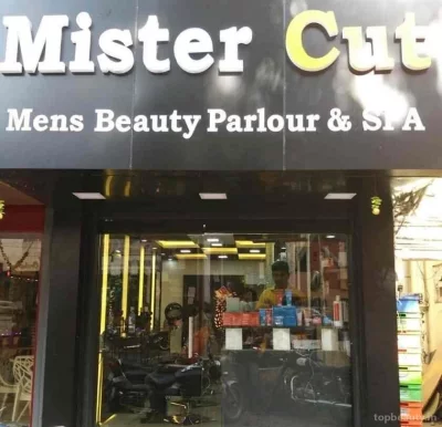 Mister Cut | Men's Beauty Parlour,SPA & Permanent Tattoo, Chennai - Photo 3