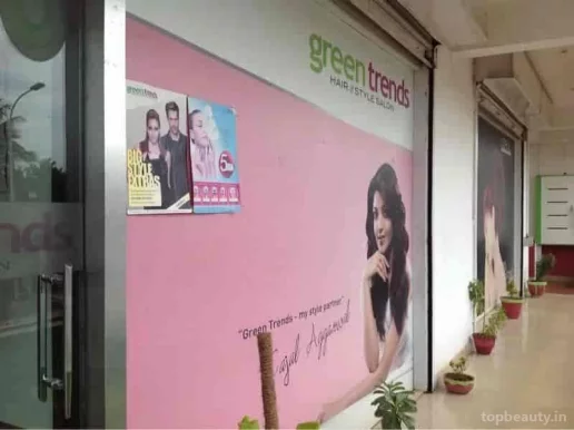 Green Trends Unisex Hair & Style Salon, Chennai - Photo 4