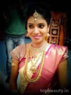 Cute Lady, Chennai - Photo 5