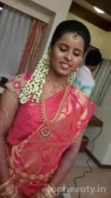 Cute Lady, Chennai - Photo 3