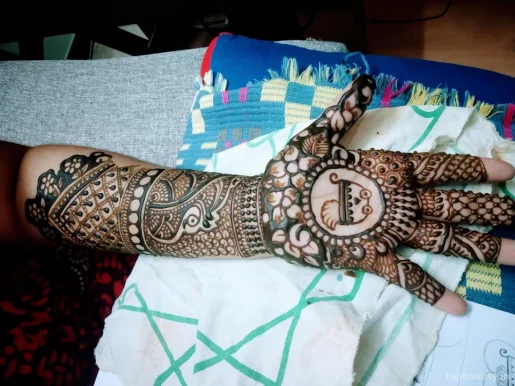 Henna by Poorni(Mehendhi), Coimbatore - Photo 1