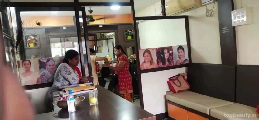 Geetha Beauty Parlour, Coimbatore - Photo 1