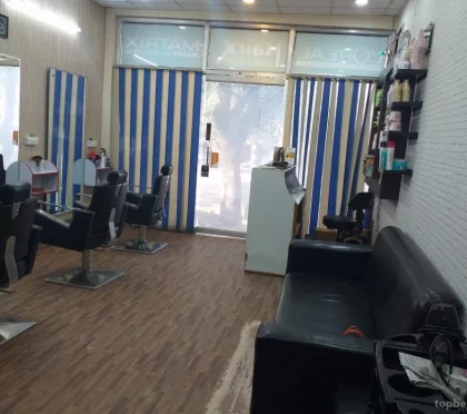 Hair x unisex salon – Beauty salons for children in Dehradun