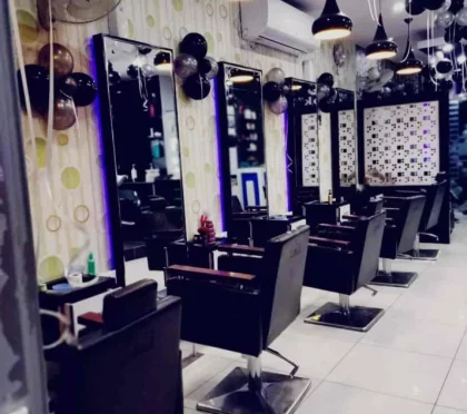 Hairbook Lounge Unisex Salon | Best Salon In Near Me | Unisex Salon in Nehru Colony | Hair Keratin Treatment | Wedding Makeup In Near Me – Beauty salons for children in Dehradun